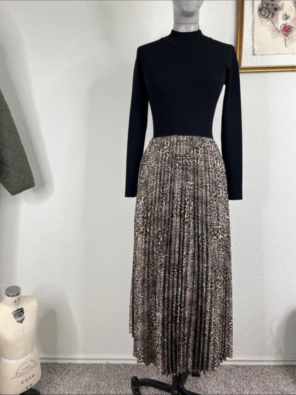 Elie Tahari Mave Leopard Mixed Media Knit Pleated Long Sleeve MidDress